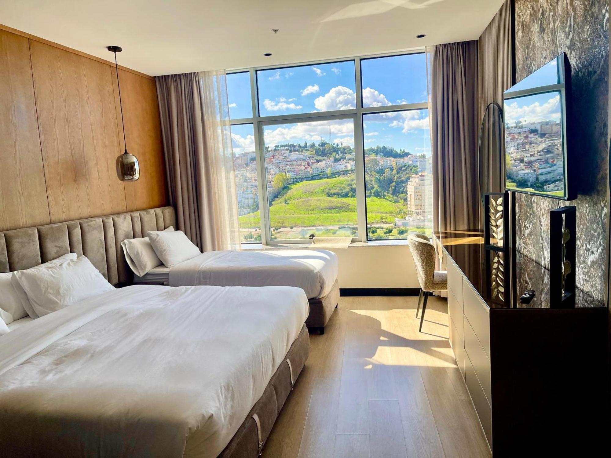 Tanger Hilton Penthouse 15 Apartment Bagian luar foto